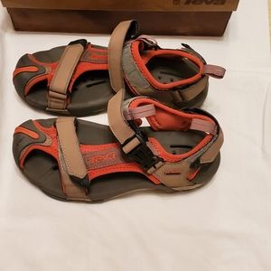 Teva Water Shoe Toachi Spice Color Traction Even In Wet Environs w/Original Box